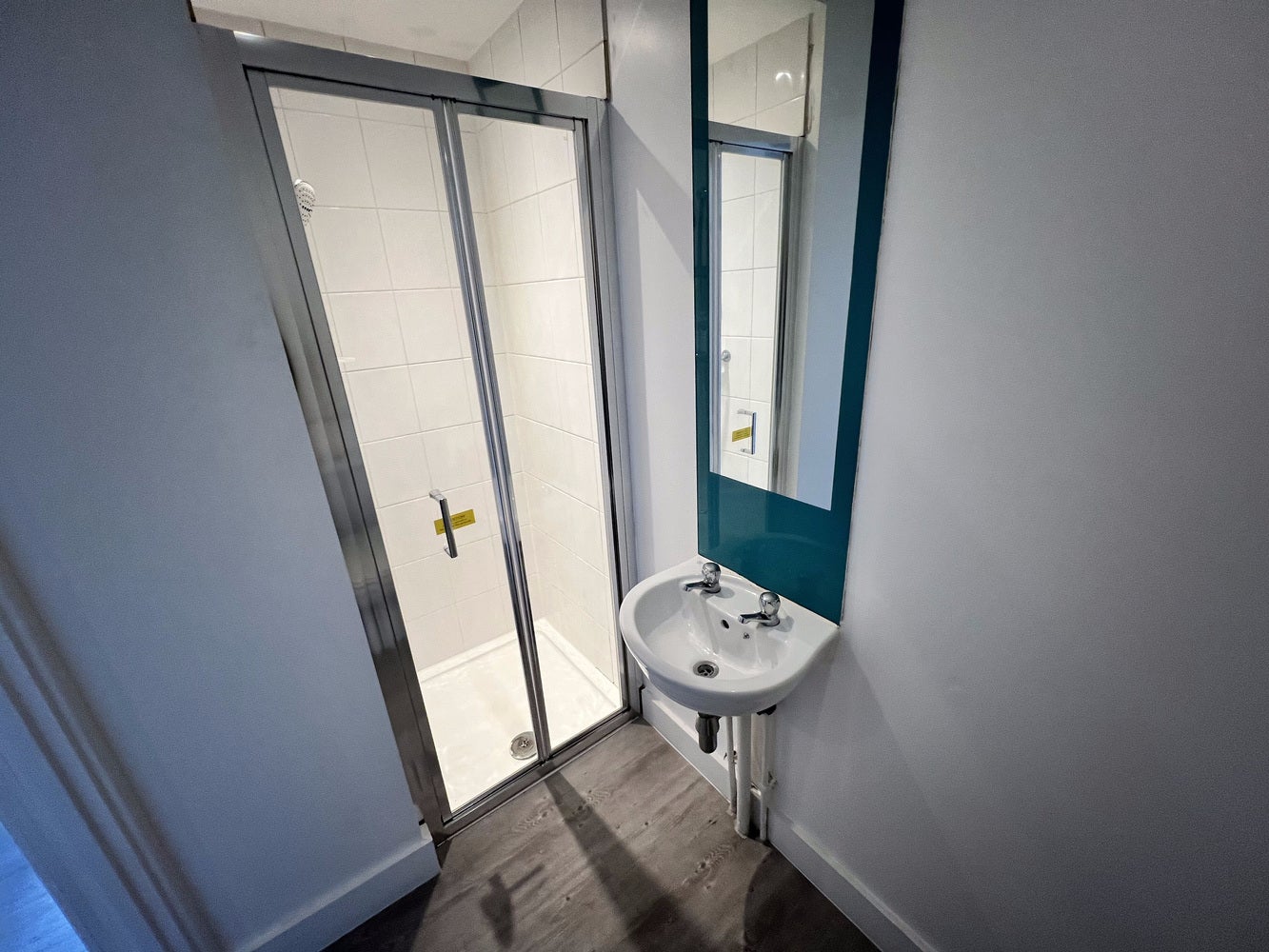 Room Westland Road in Watford