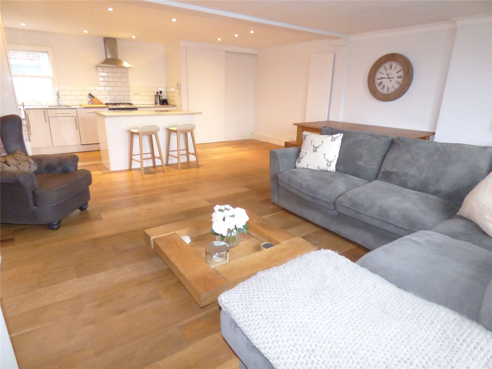 Flat Richmond Road in Greater London