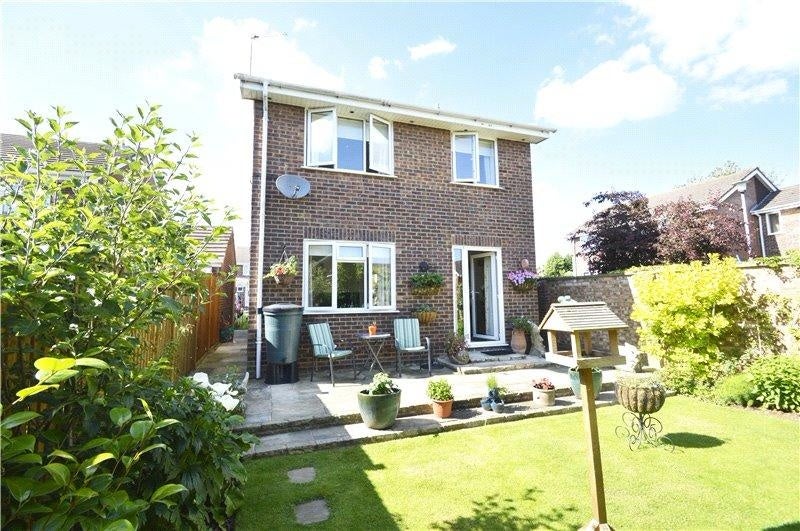 House Lowbrook Drive in Maidenhead