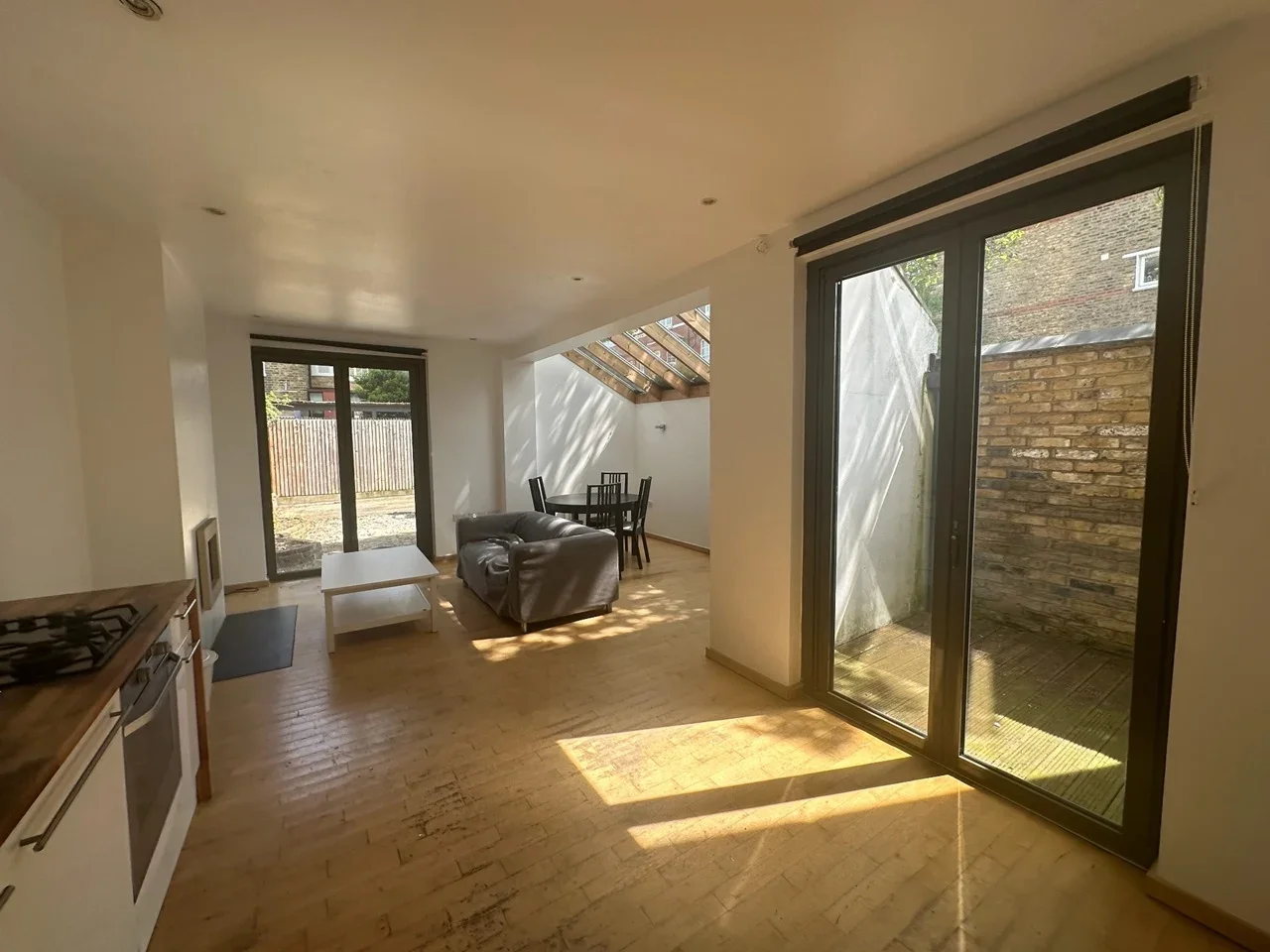 Flat Briarwood Road in Greater London
