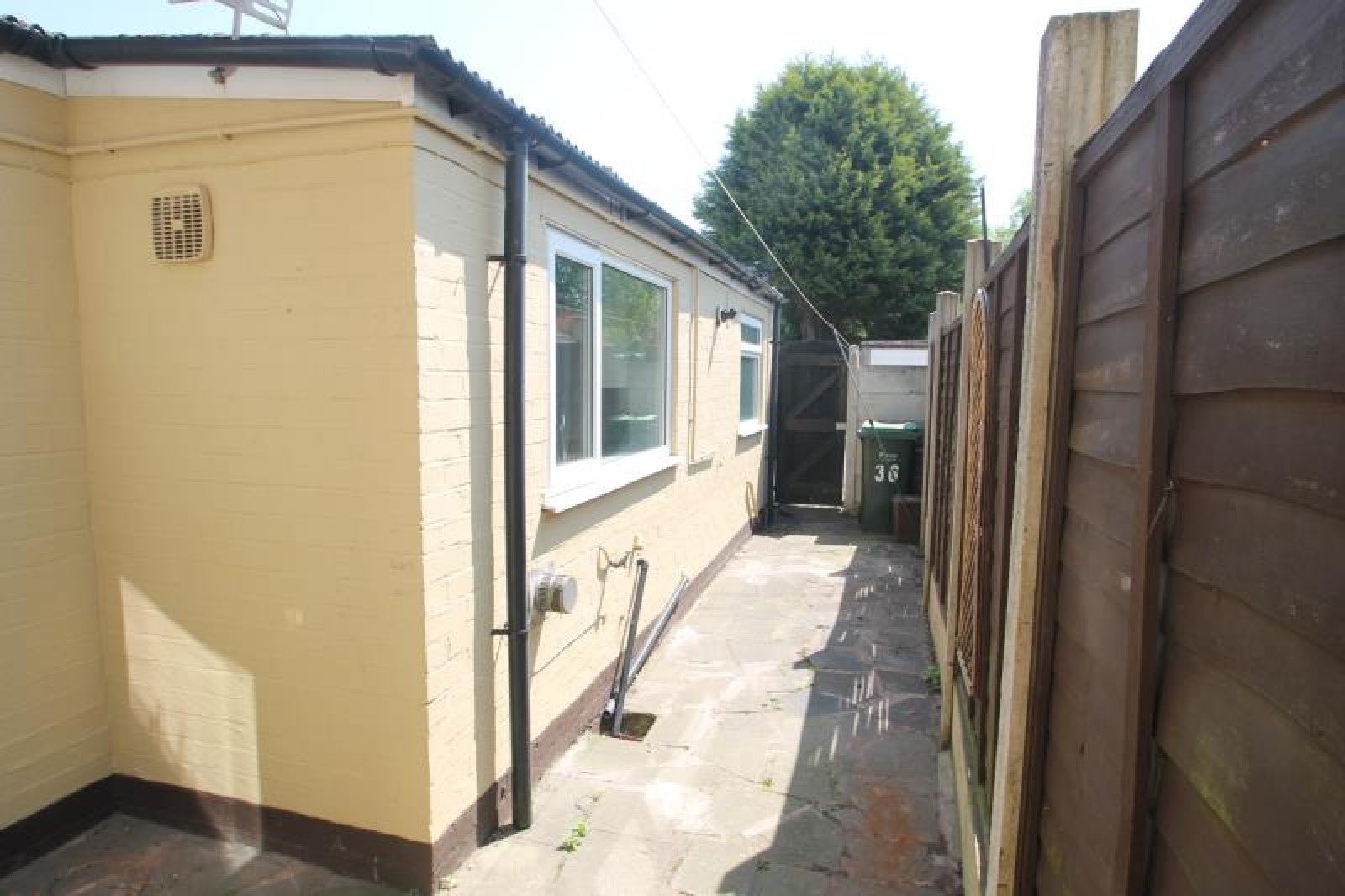 House Wesson Gardens in Halesowen