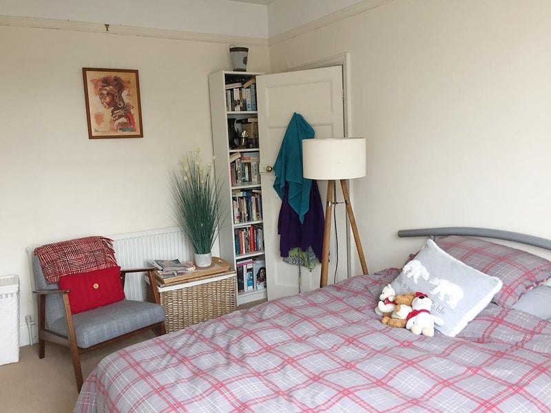 Room Lower Downs Road in Greater London