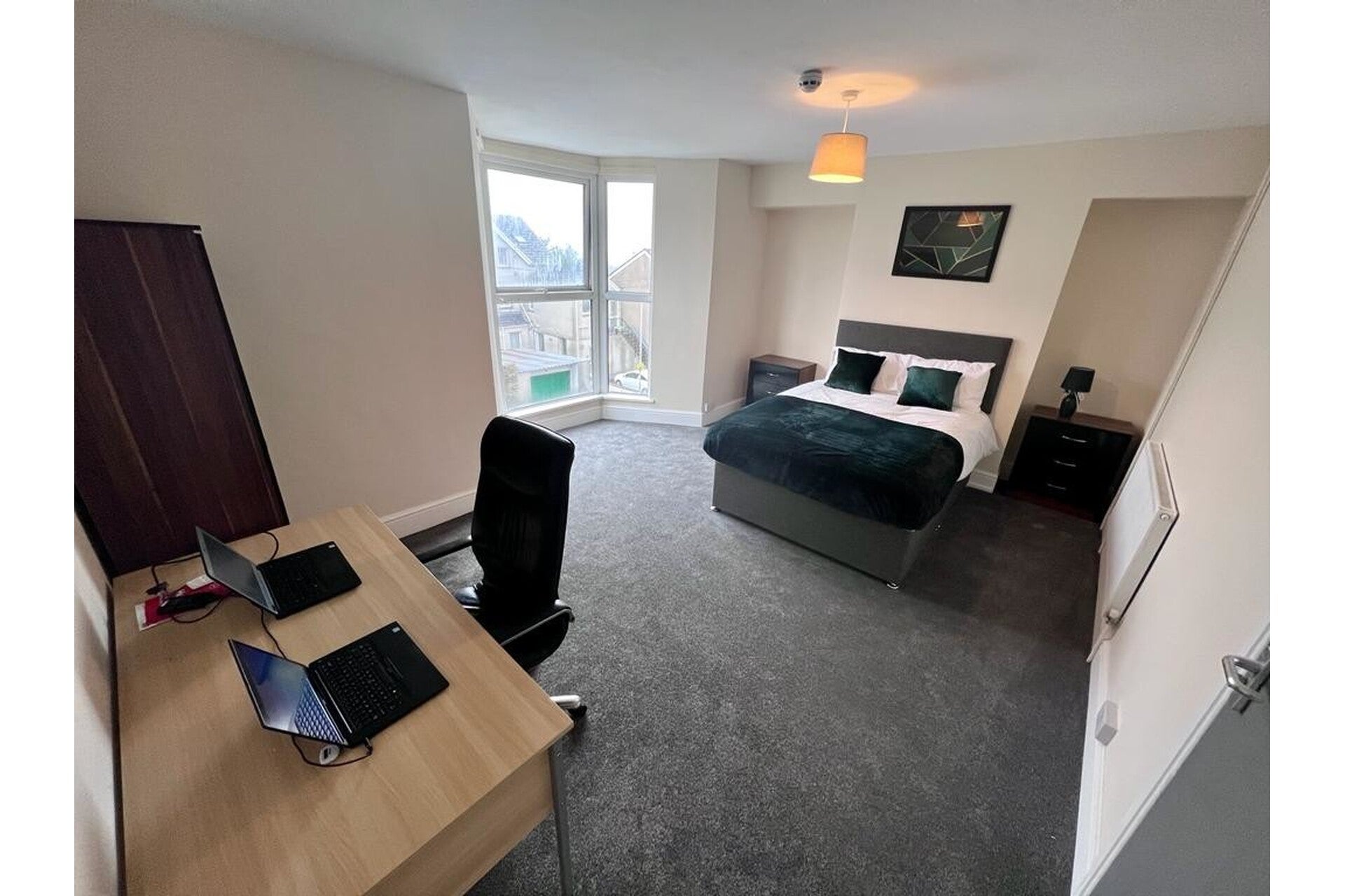 Flat Cromwell Street in Swansea