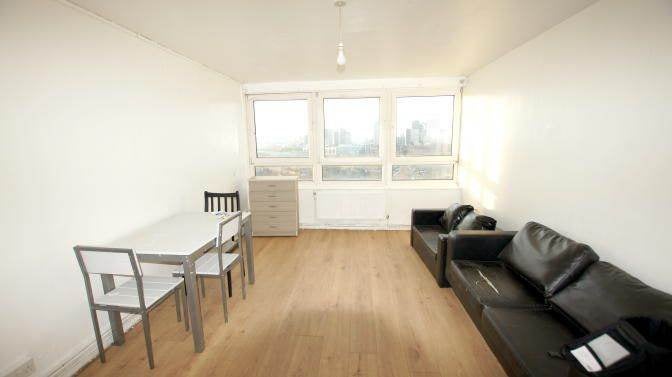Flat Leather Gardens in Greater London