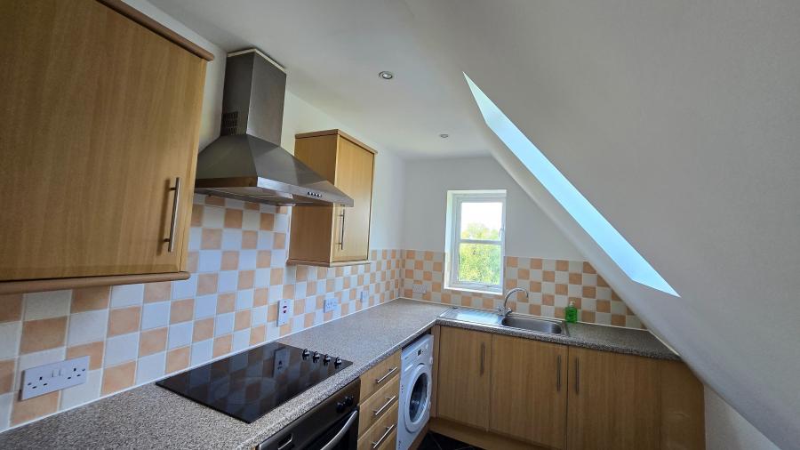 Flat Wooton Court in Milton Keynes