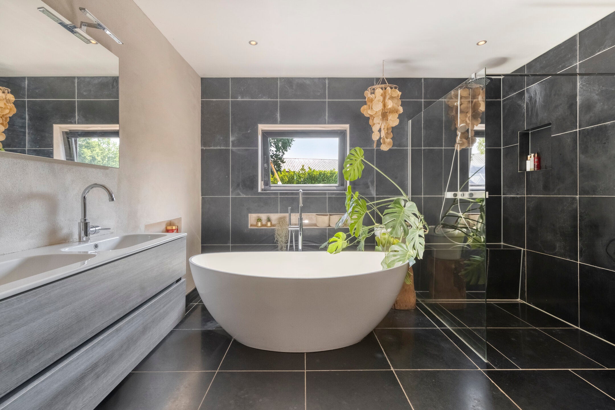 Vrijstaande woning te koop: Oude Rielseweg 1, Tilburg