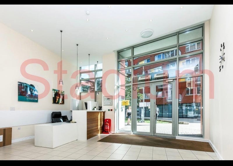 Room Eden Grove in Greater London