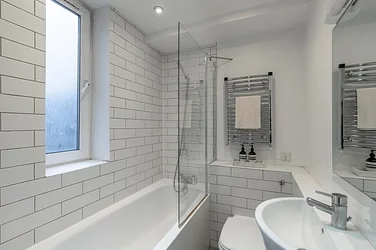Flat Sloane Avenue in Greater London