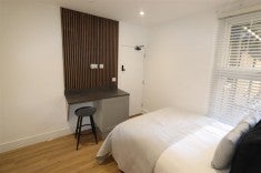 Room Central Avenue in Southend-on-Sea