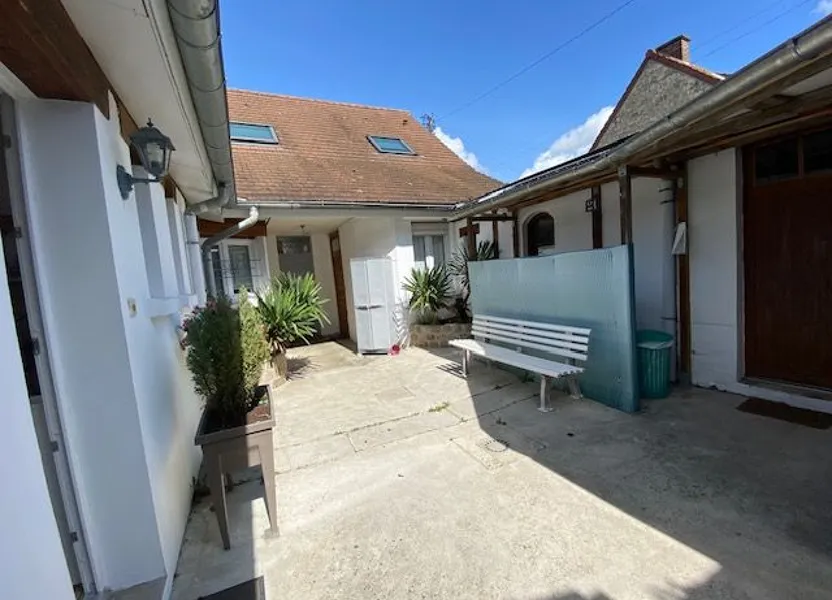 Chambre Rue Ancel à Compiègne