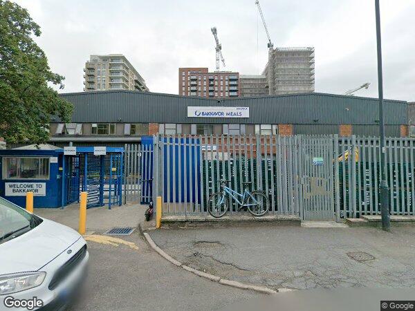 Flat Abbeydale Road in Greater London