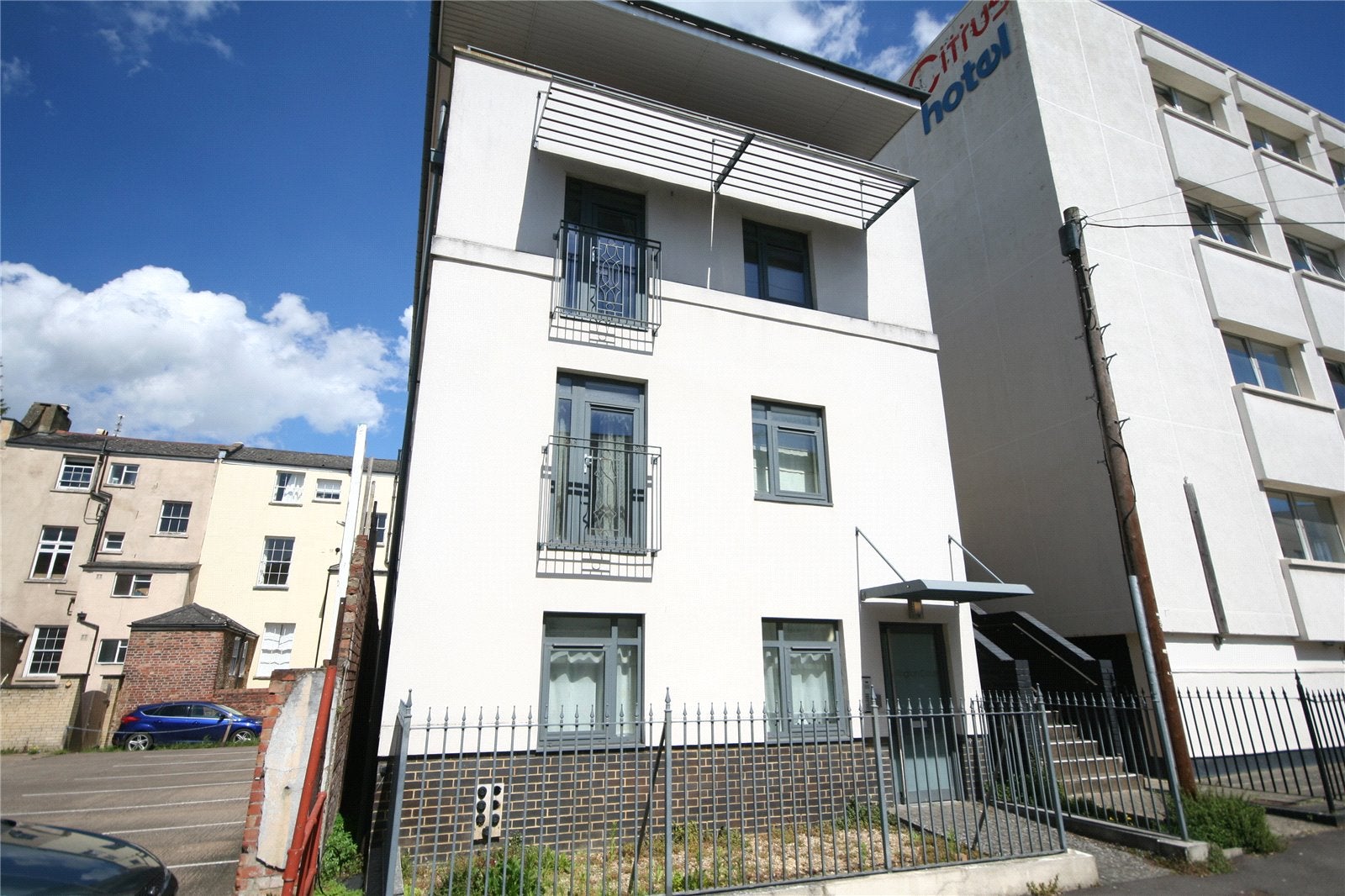 Flat Wellington Street in Cheltenham