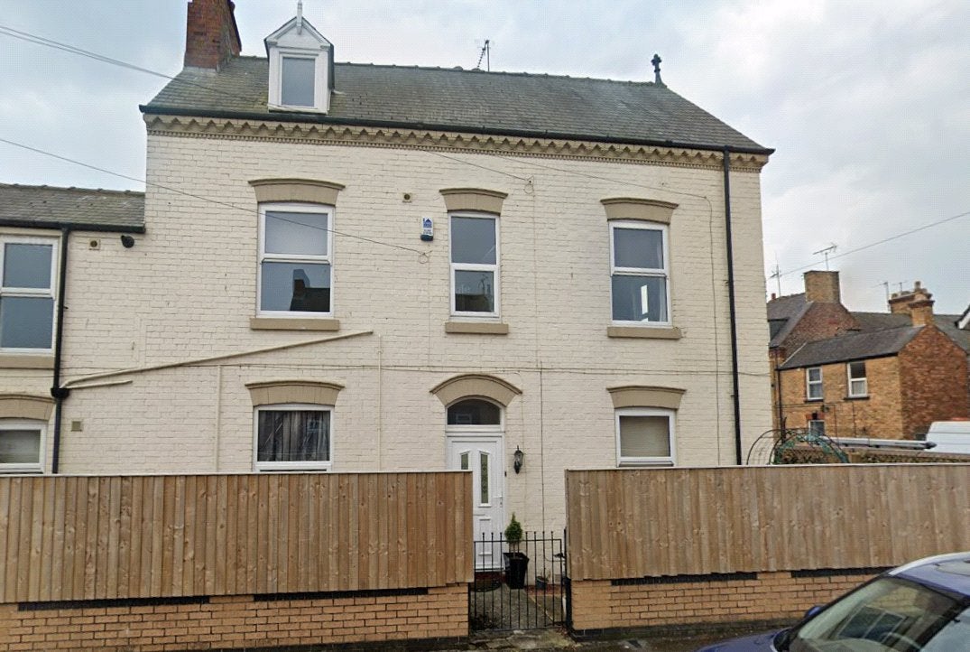 Flat Carlton Street in Bridlington