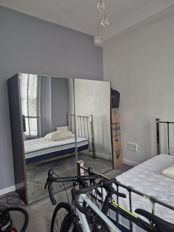 Room Elsham Road in Greater London