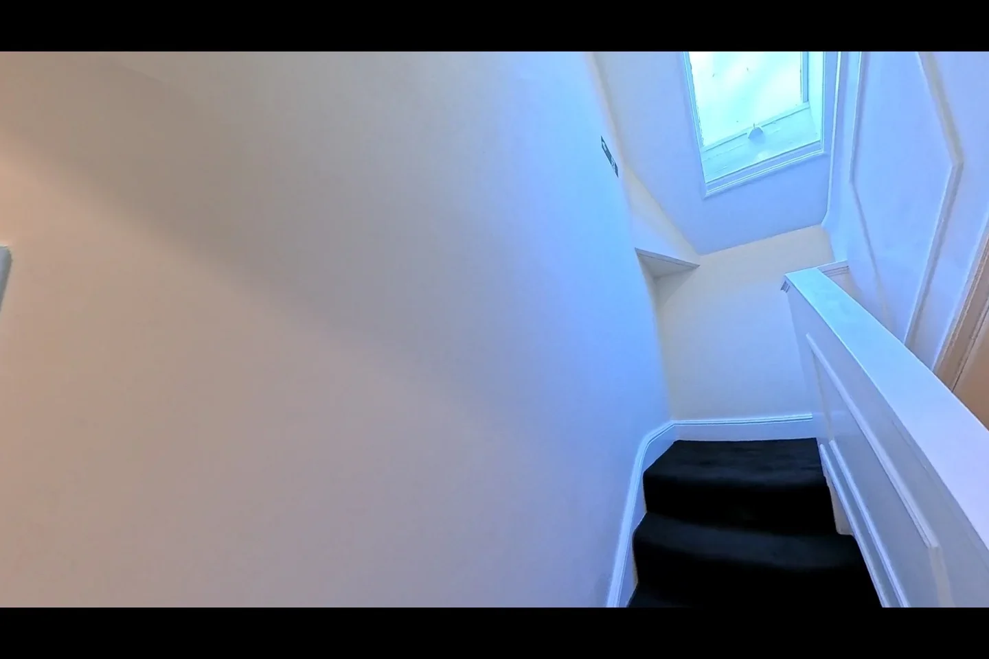 Flat Harthill Drive in Luton