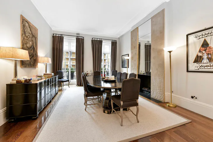 Flat Eaton Place in City of Westminster