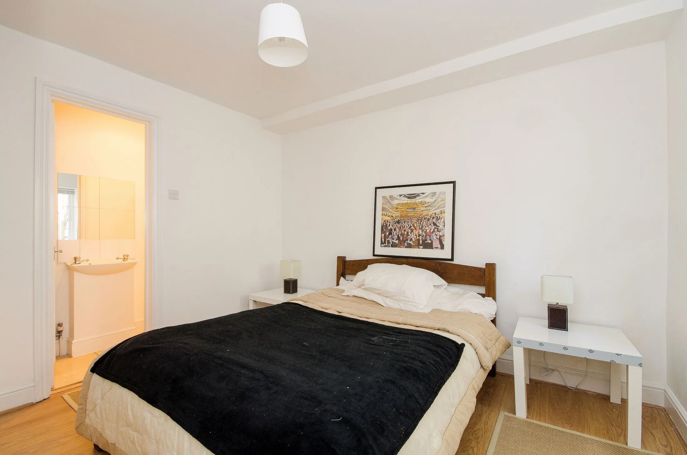 Flat Lexham Mews in Greater London