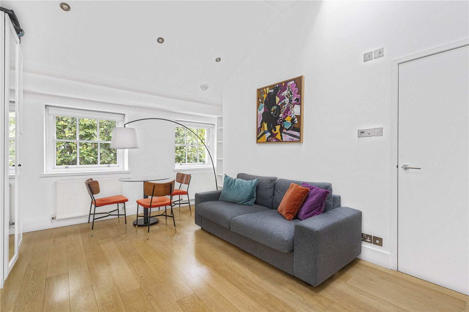 Flat Great Russell Street in Greater London