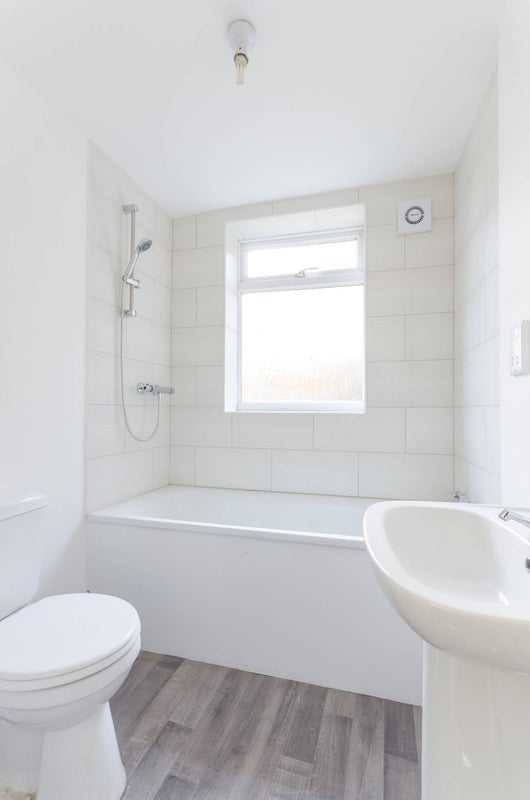Flat Craft Mews in Greater London