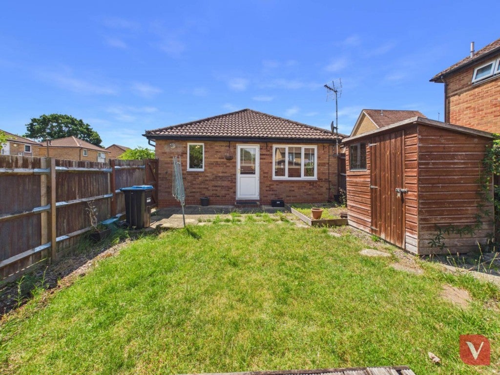 House Laurel Close in Milton Keynes