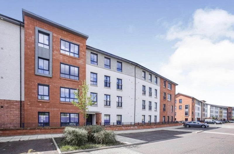 Flat Richmond Park Terrace in Glasgow