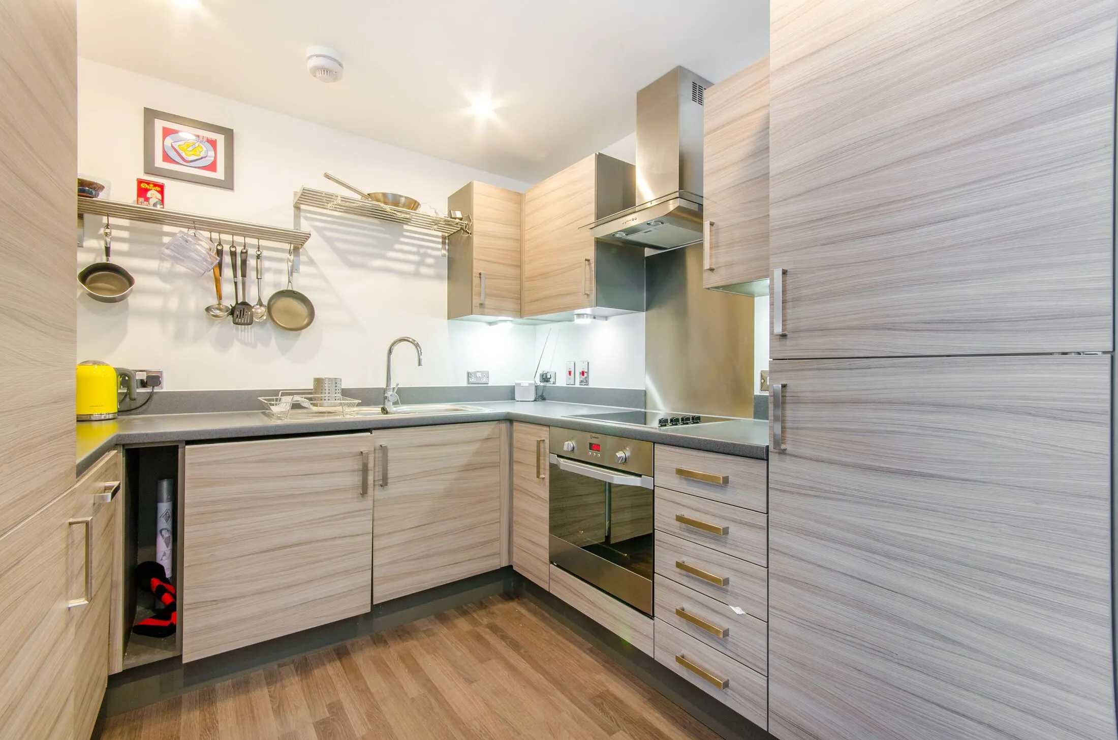 Flat Dance Square in Greater London