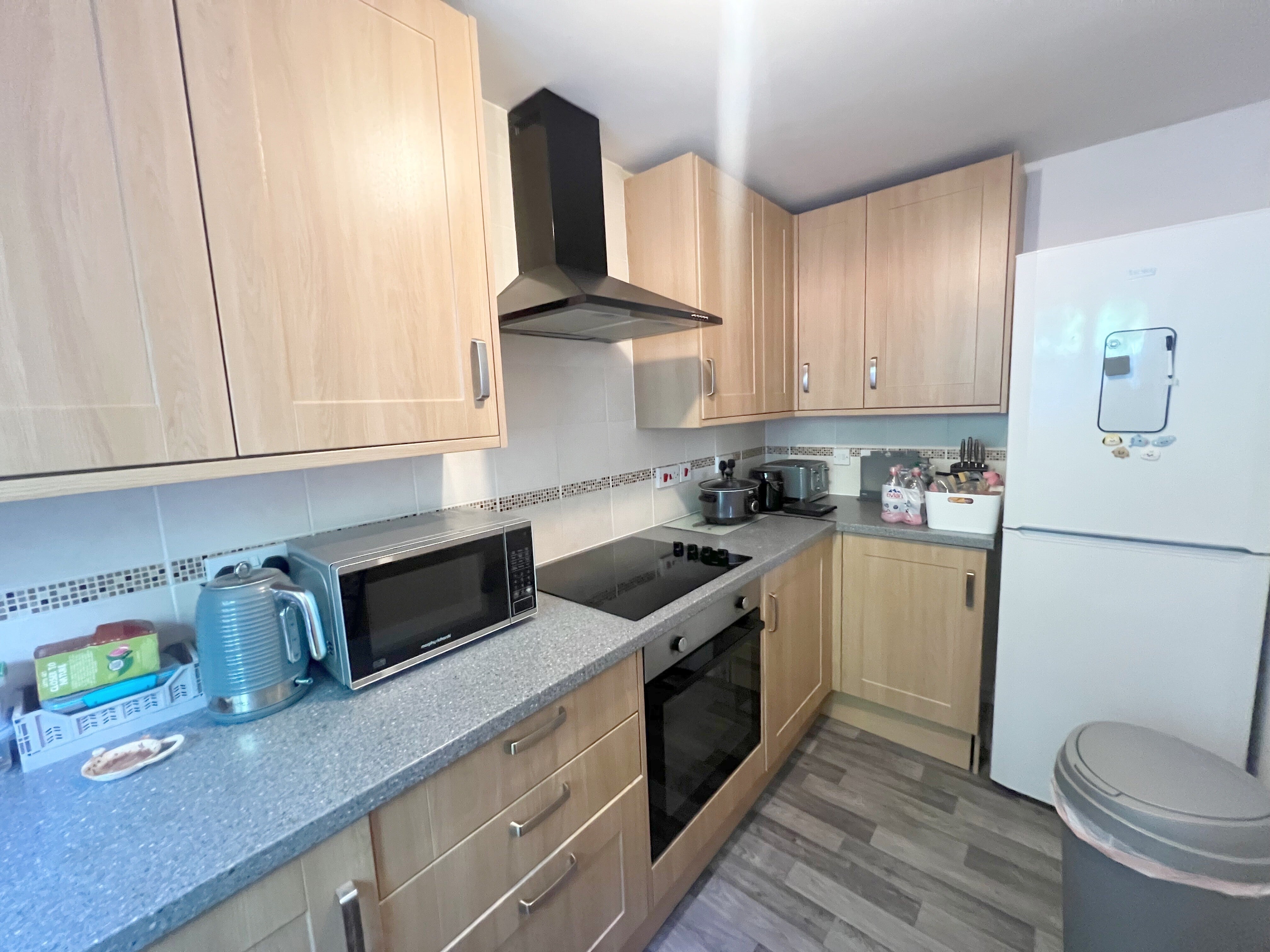 Flat Barker Mill Close in Southampton
