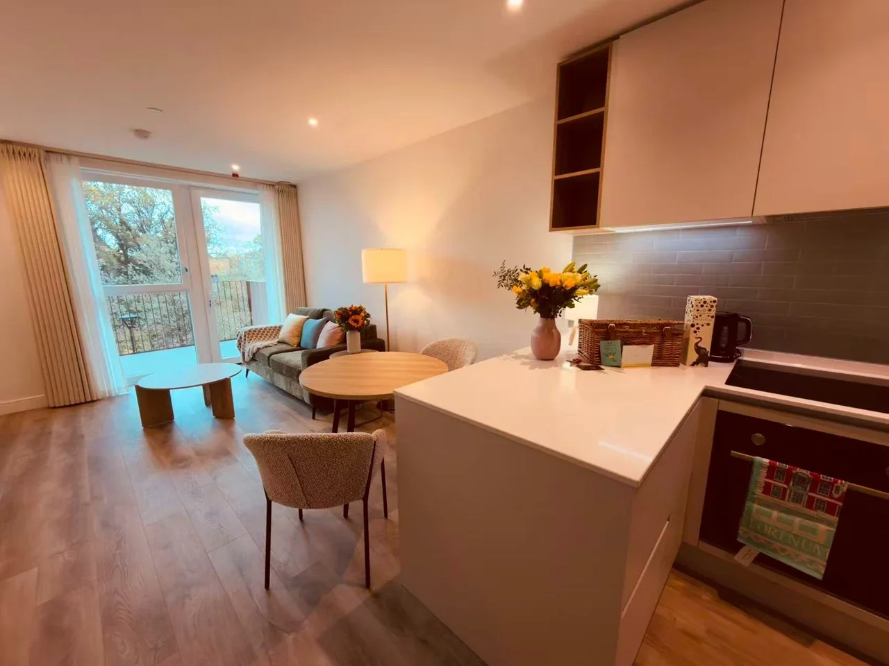 Flat Abbeydale Road in Greater London