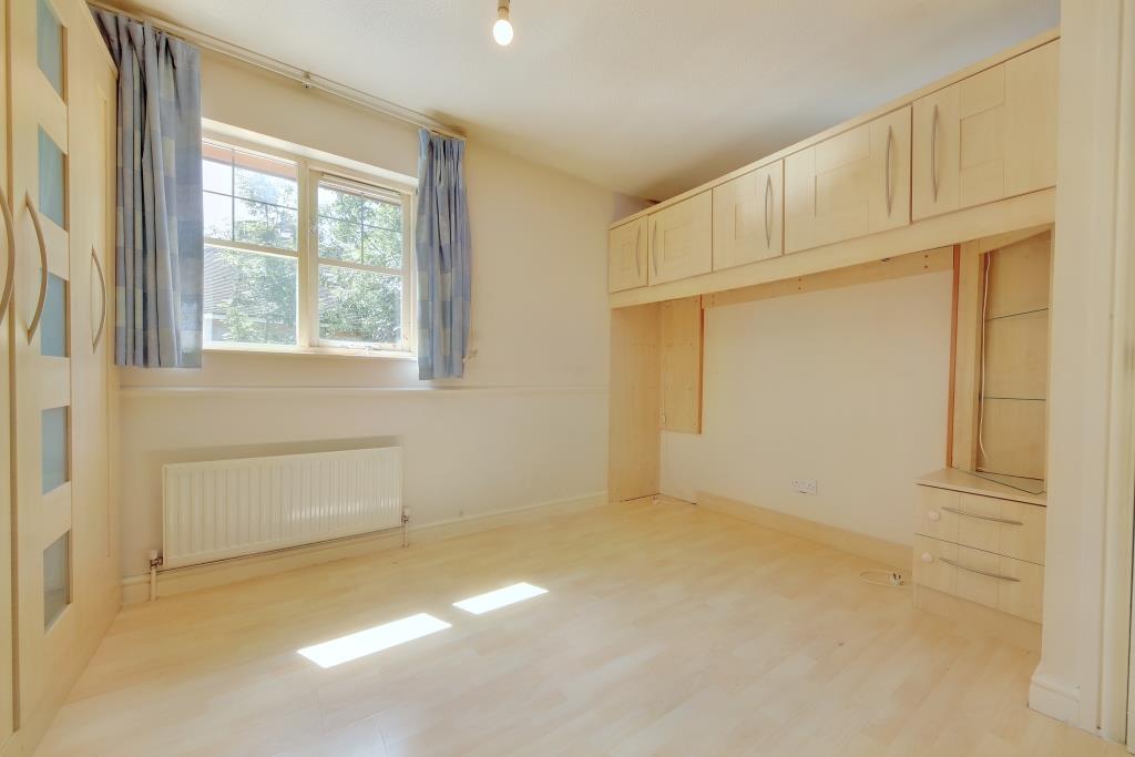 House Nell Gwynn Close in Hertsmere