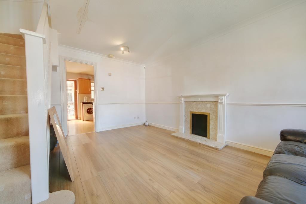 House Nell Gwynn Close in Hertsmere
