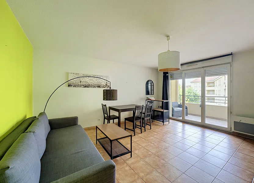 Appartement Rue Voltaire à Oullins-Pierre-Bénite