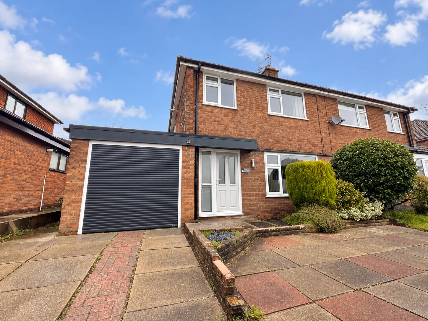 House Windsor Drive in Radcliffe