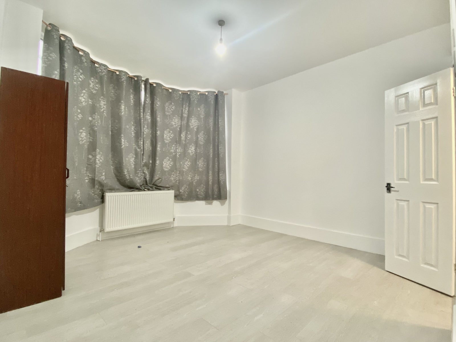 Room Park Avenue in Greater London