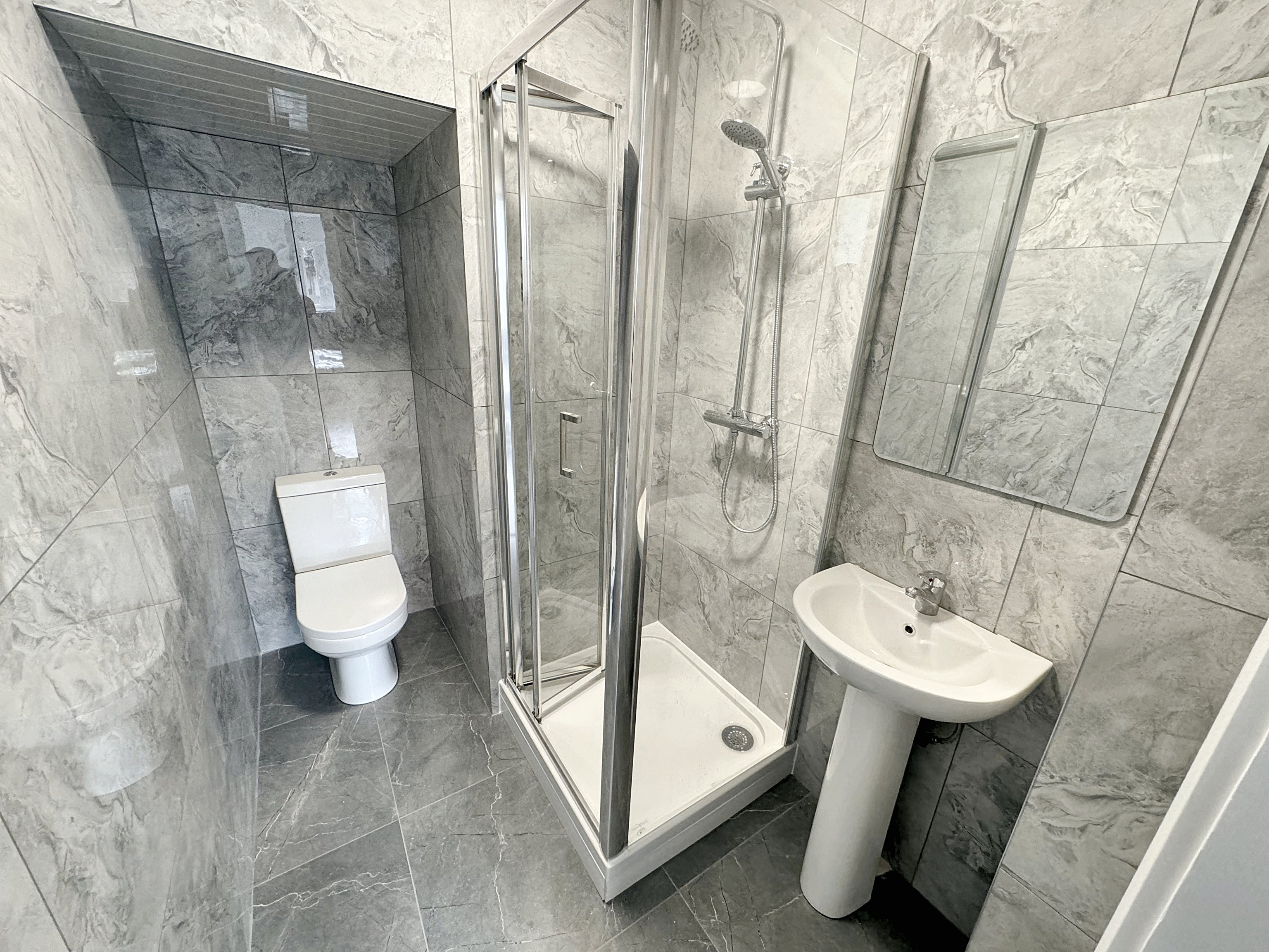 Room Mount Road in Greater London