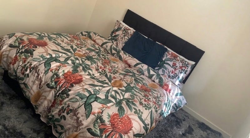 Room Corinthian Avenue in Salford