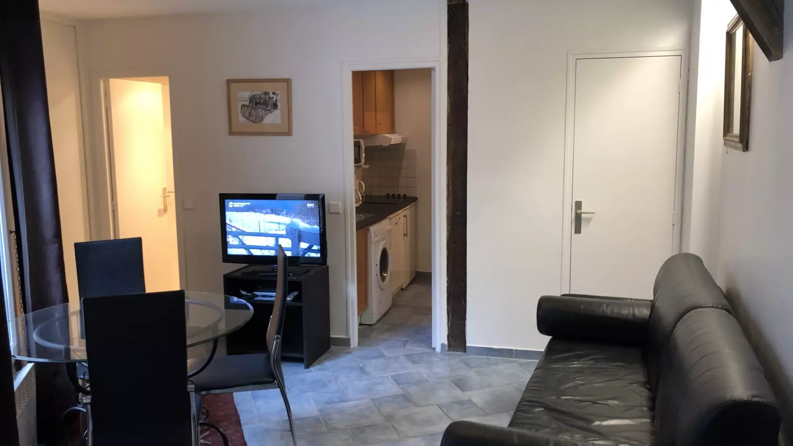 Flat Rue Suger in Paris
