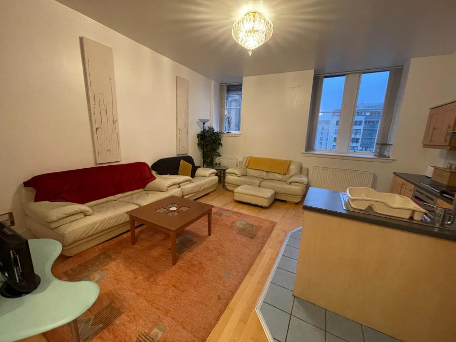 Flat Carnoustie Street in Glasgow