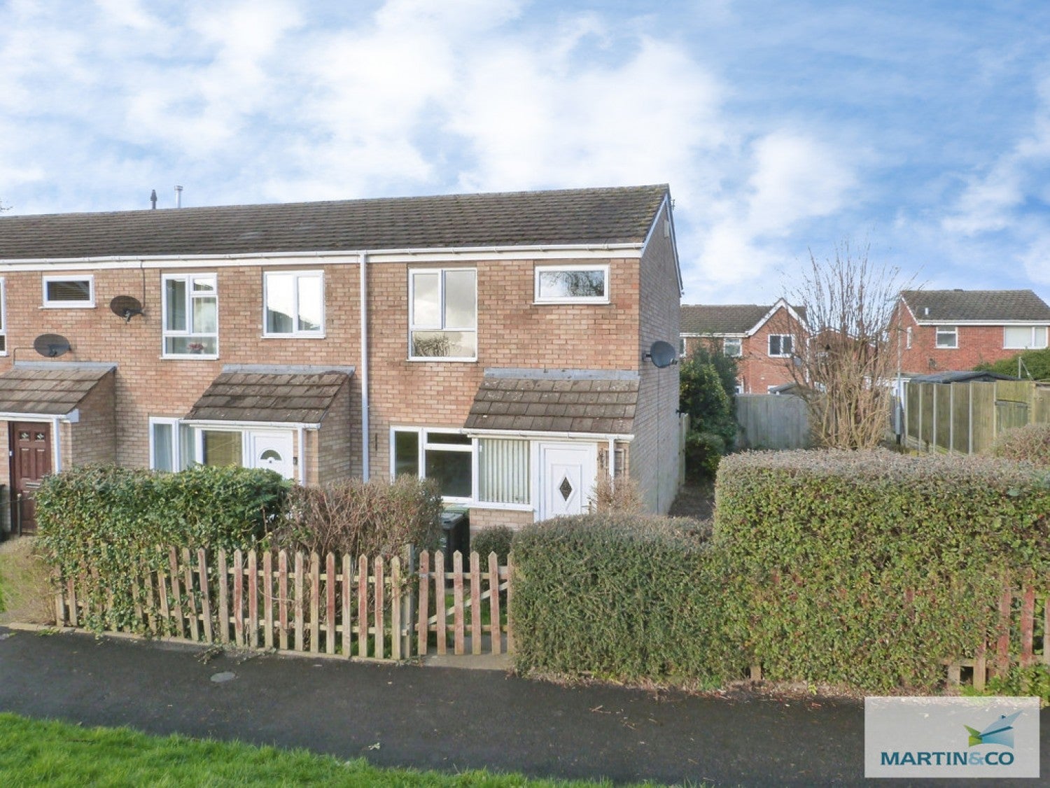 House Colesborne Close in Worcester