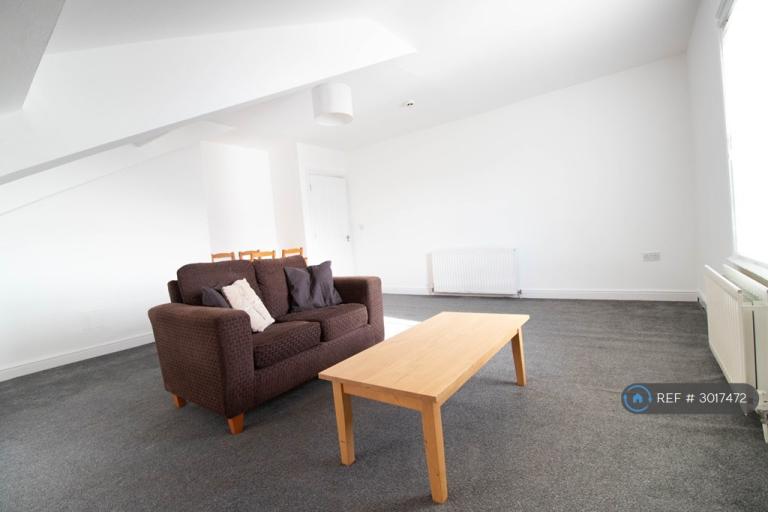 Flat Mowbray Road in Sunderland