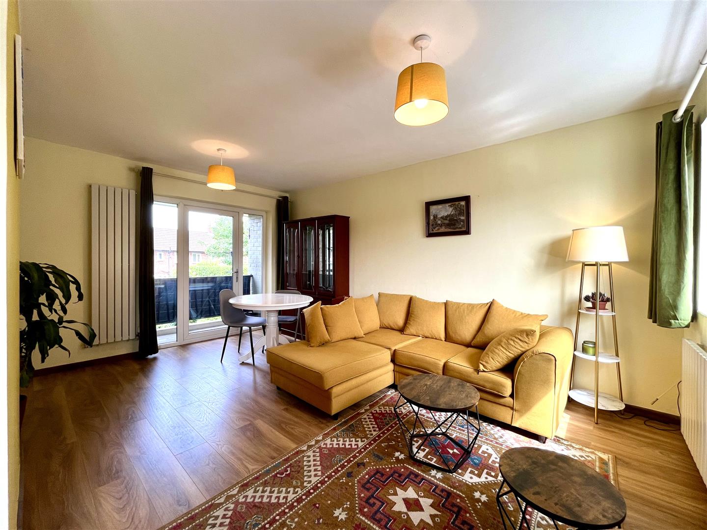 Flat Melsomby Road in Manchester