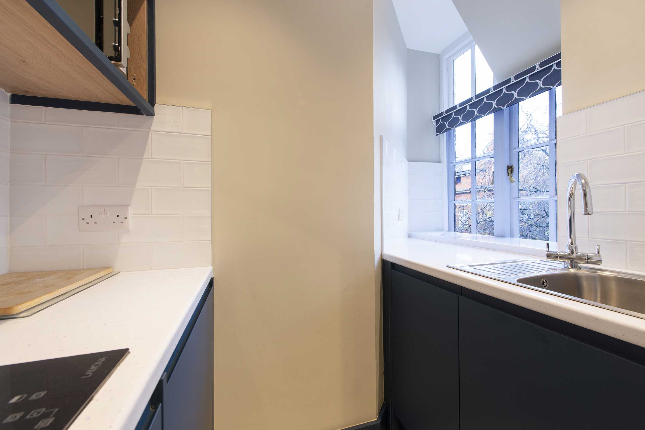 Flat Tavistock Place in Greater London