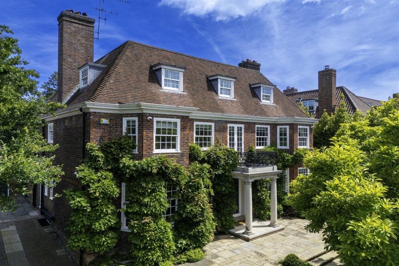House Finchley Road in Greater London