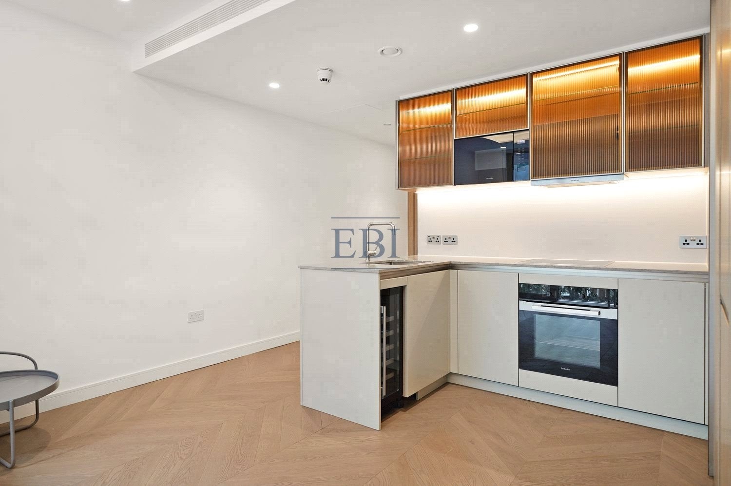 Flat St Clare Street in City of London