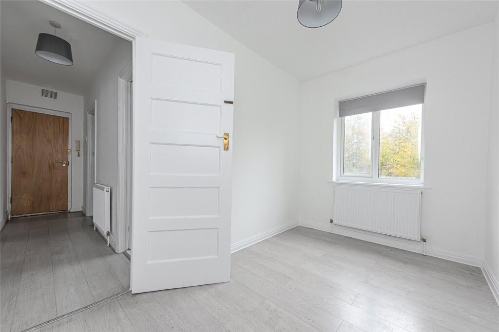Flat York Way in Greater London