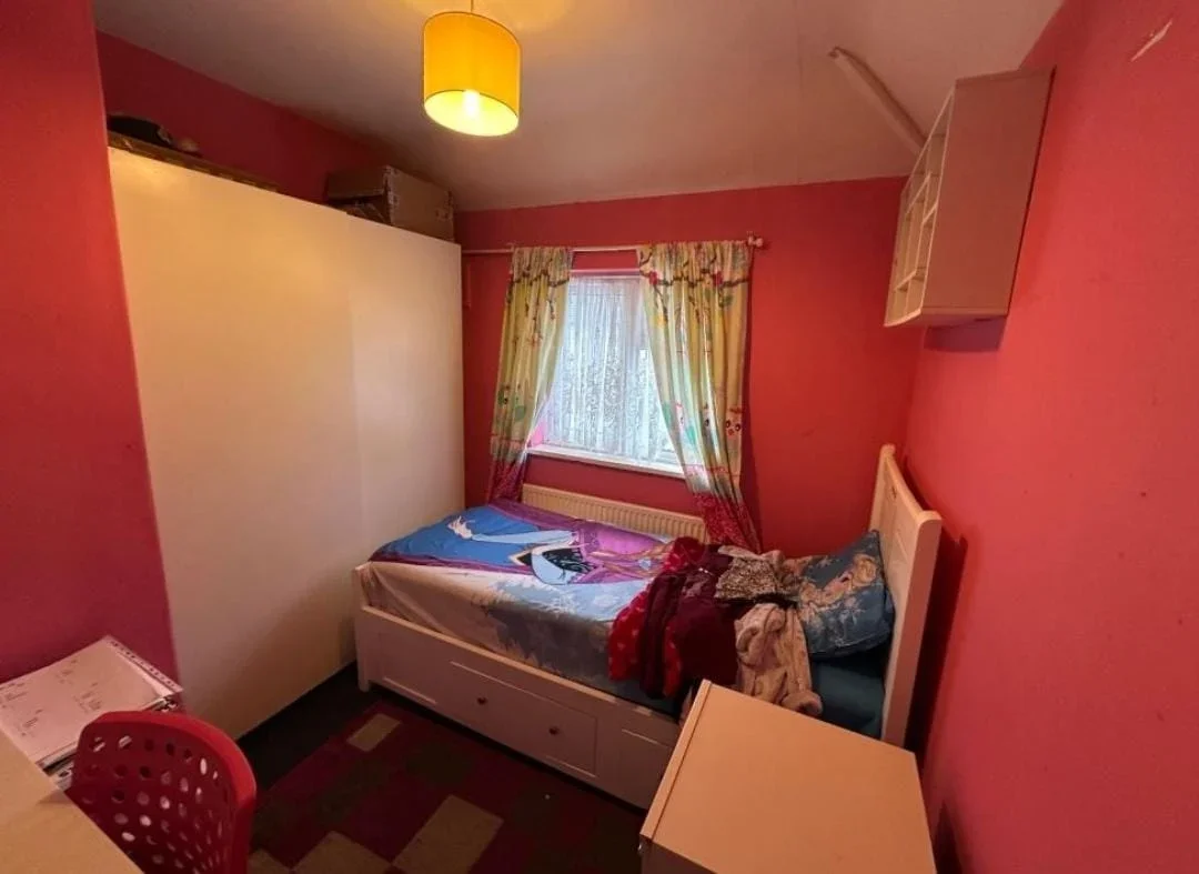 Room Allen Road in Greater London