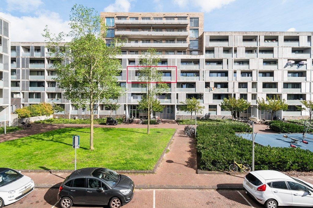 Appartement Wijnand Nuijenstraat 50 in Amsterdam