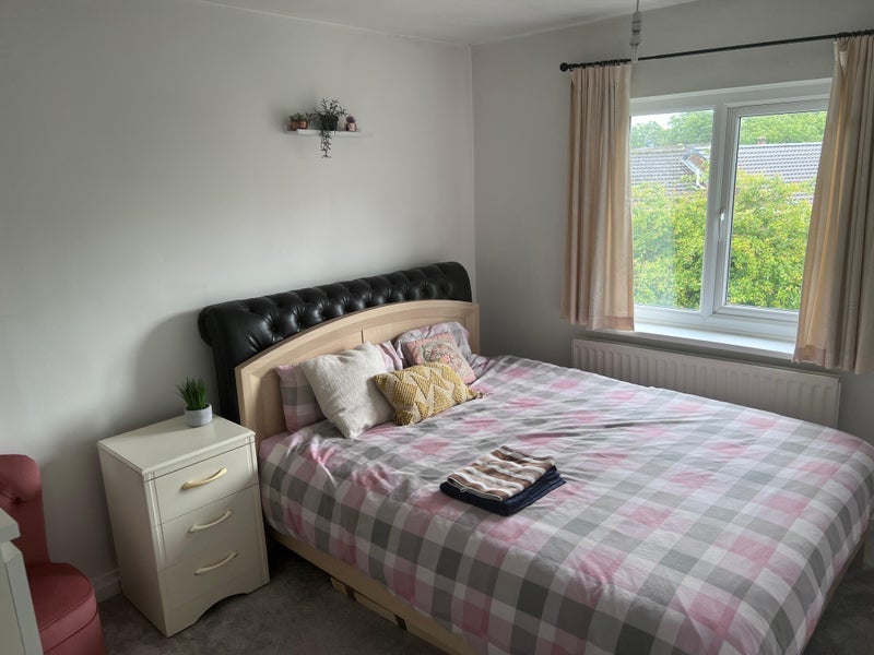 Room Langleeford Road in Newcastle upon Tyne