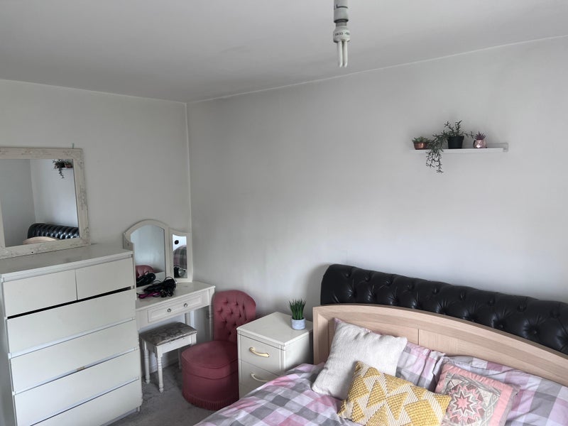 Room Langleeford Road in Newcastle upon Tyne