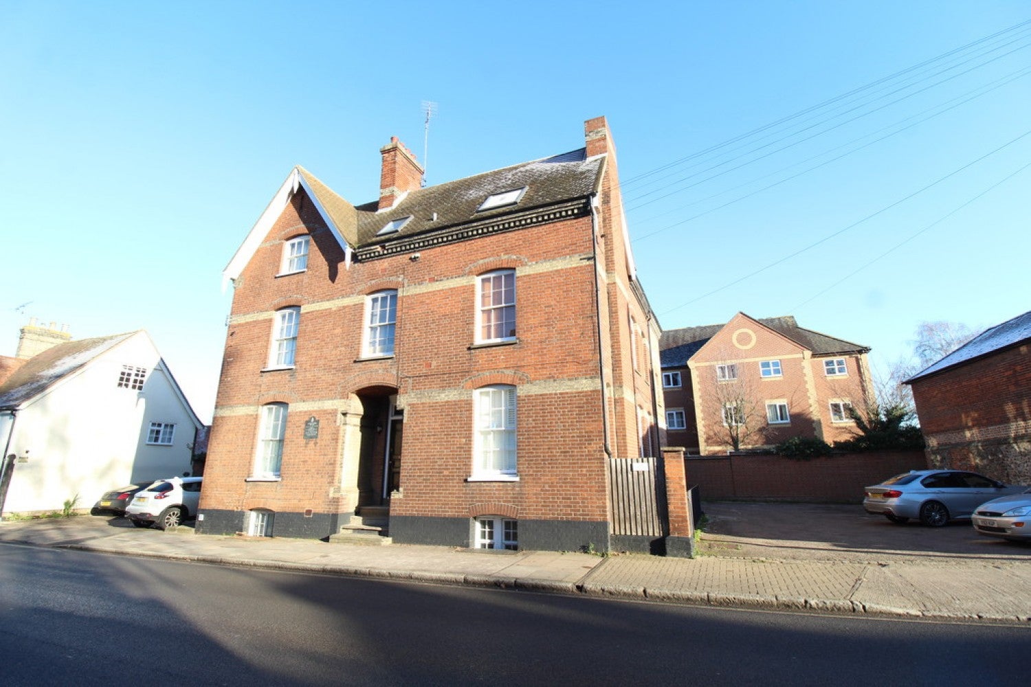 Flat Mark Jennings Lane in West Suffolk