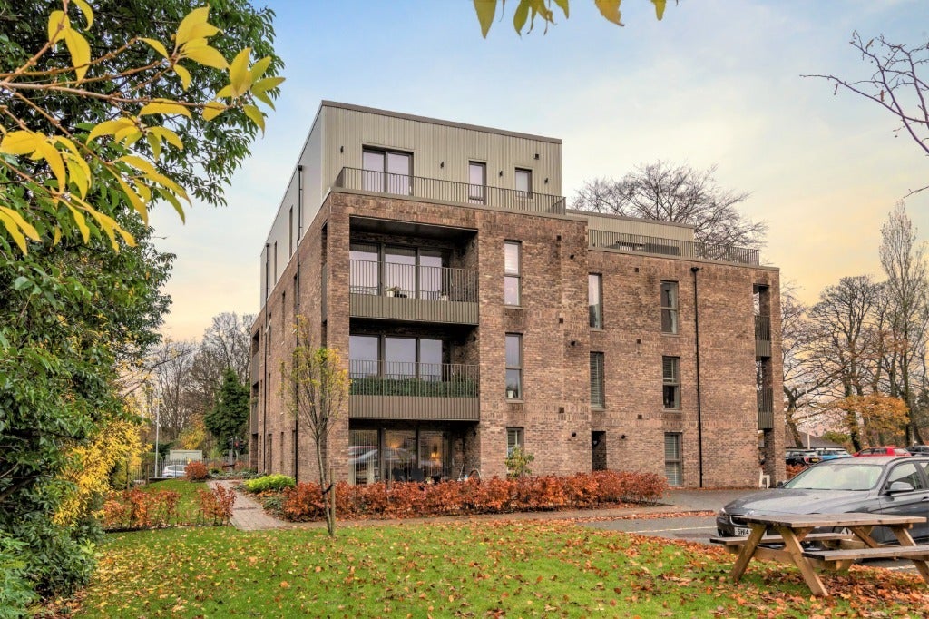 Flat Normal Avenue in Glasgow